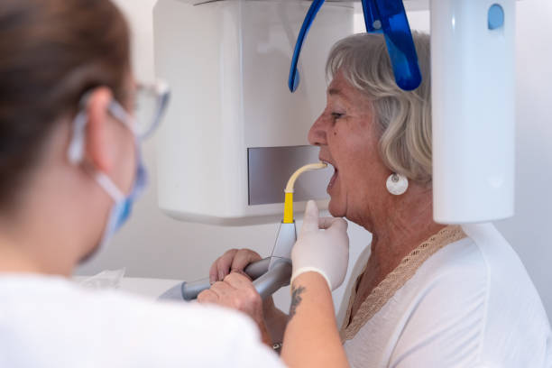 Best Emergency Tooth Extraction in Kings Park West, VA